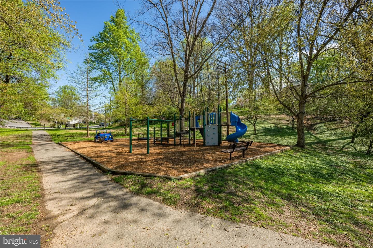 9226 Three Oaks Drive photo 51