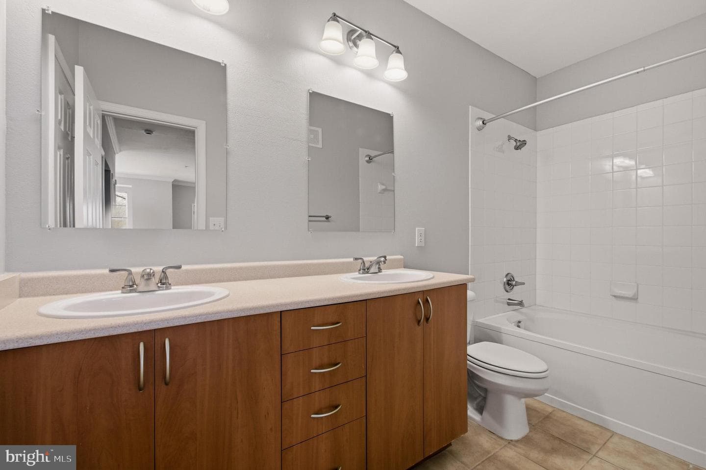 13501 Derry Glen Court #203 photo 31