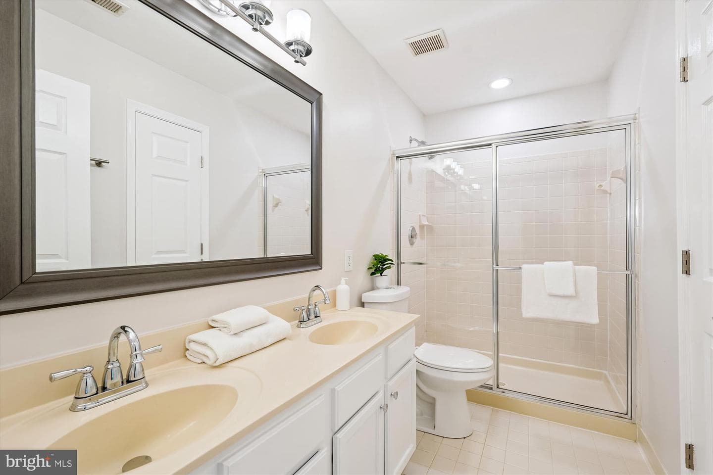 518 Winding Rose Drive photo 31