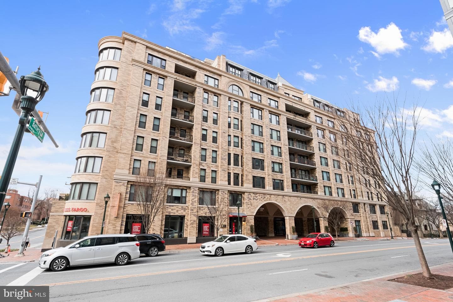 8302 Woodmont Avenue #ph 900 photo 48