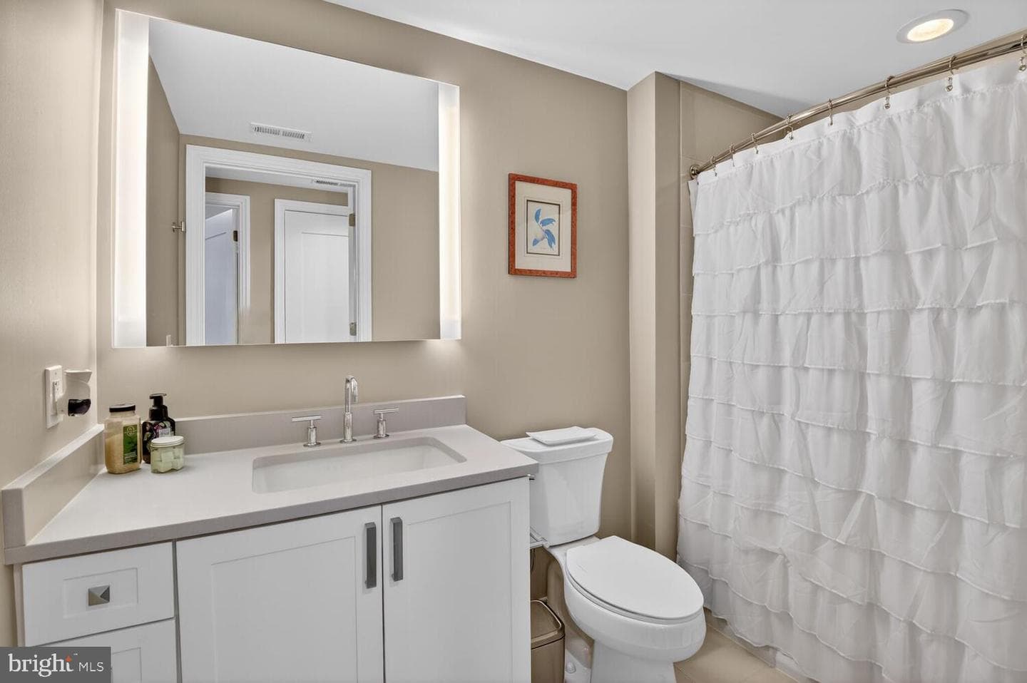 8302 Woodmont Avenue #203 photo 26