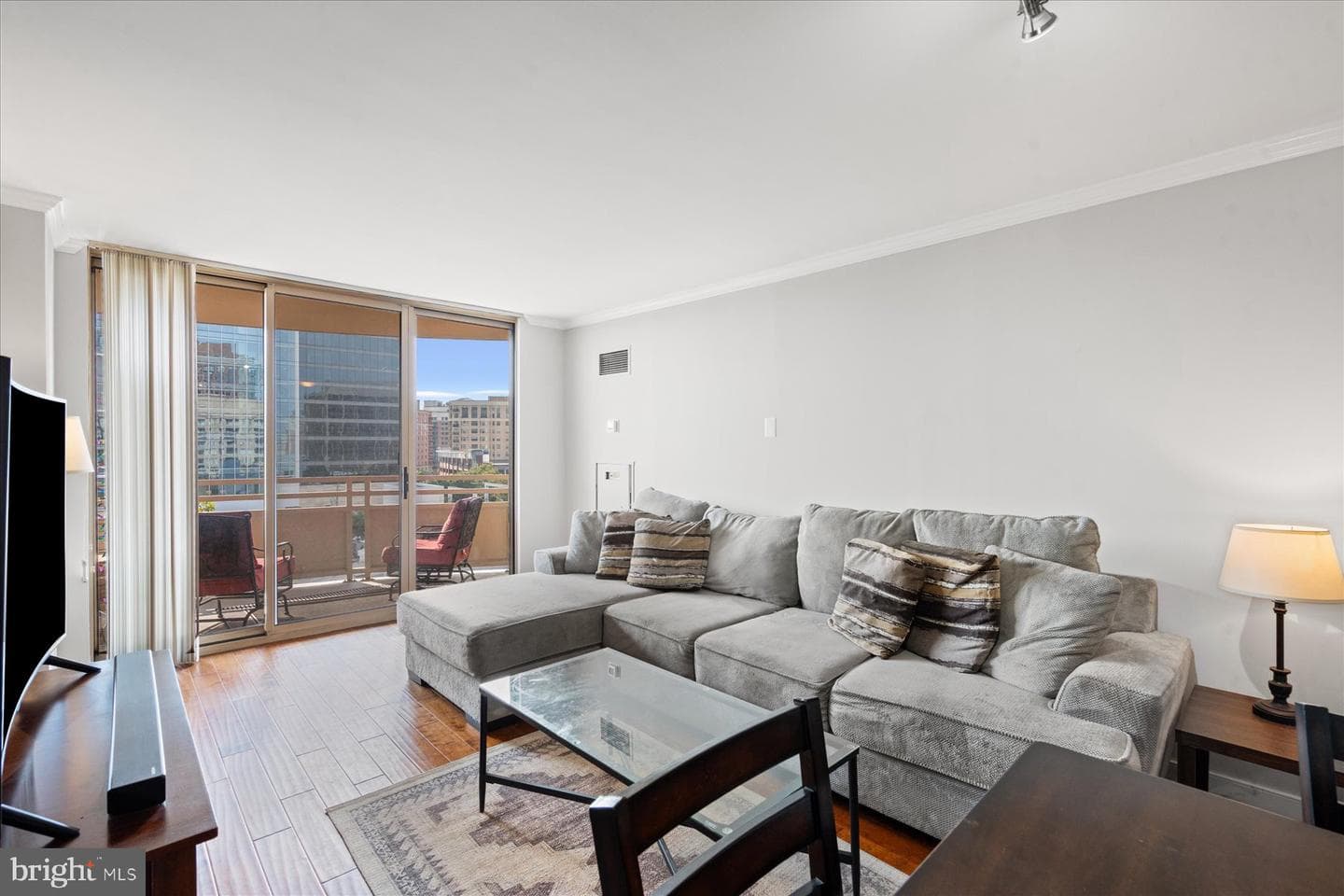 4801 Fairmont Avenue #705 photo 2