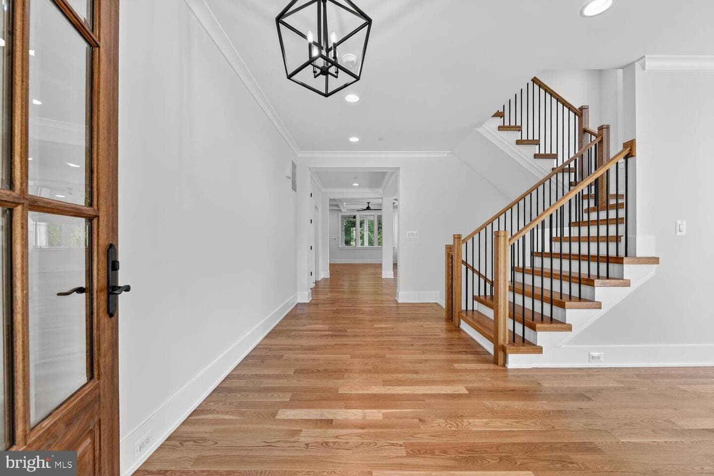 5519 Mckinley Street photo 2