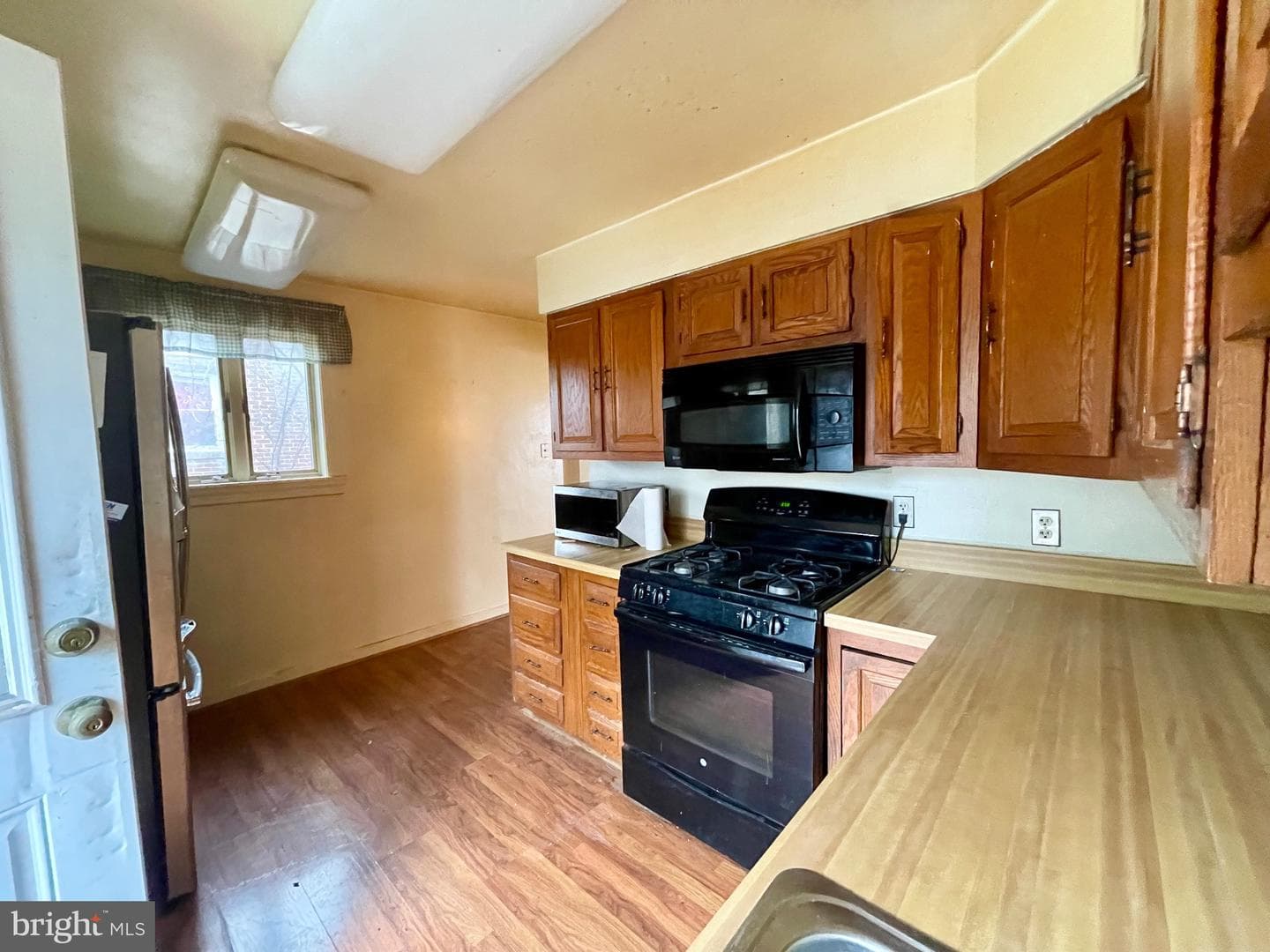 12420 Feldon Street photo 10