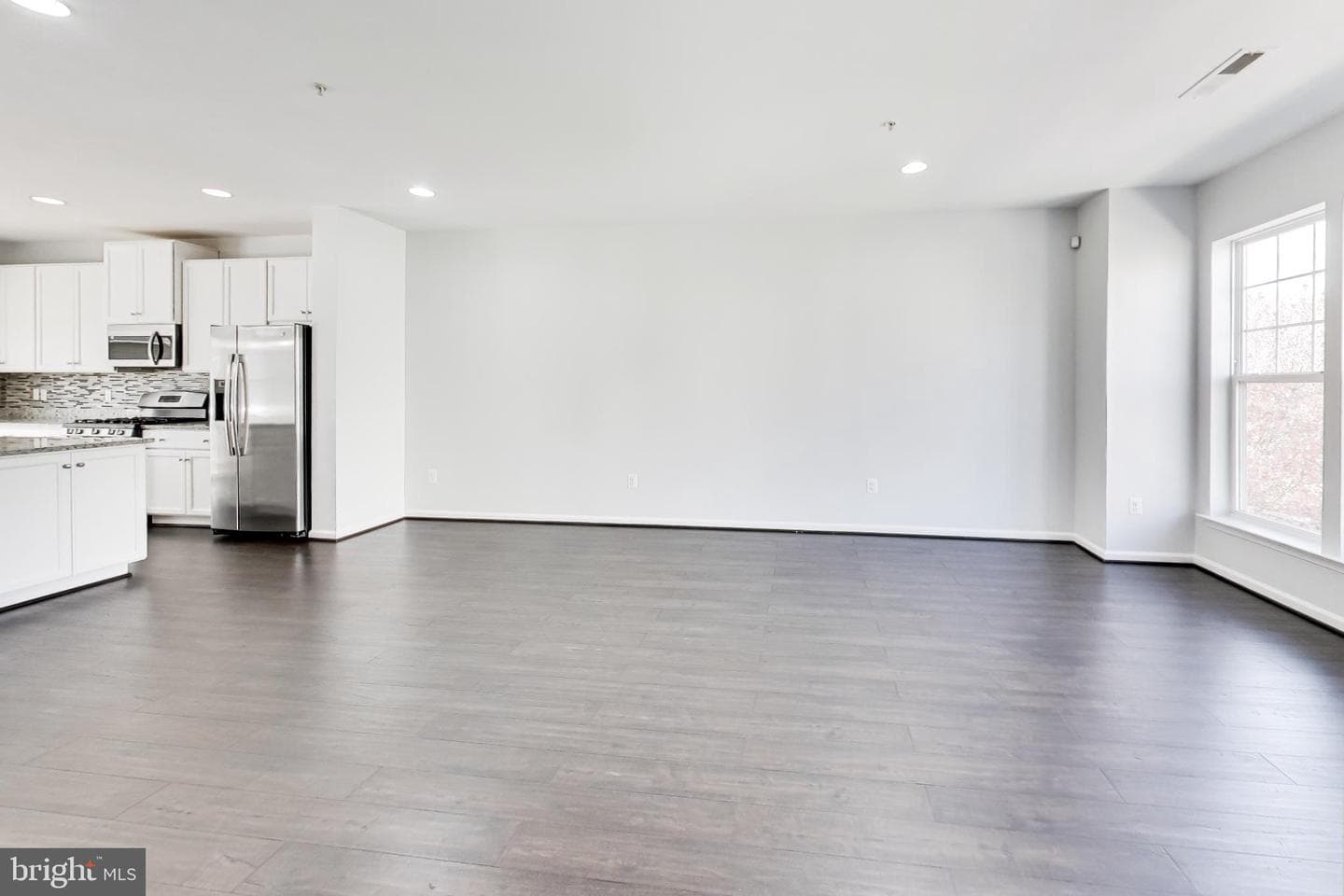 13214 Getty Lane photo 10