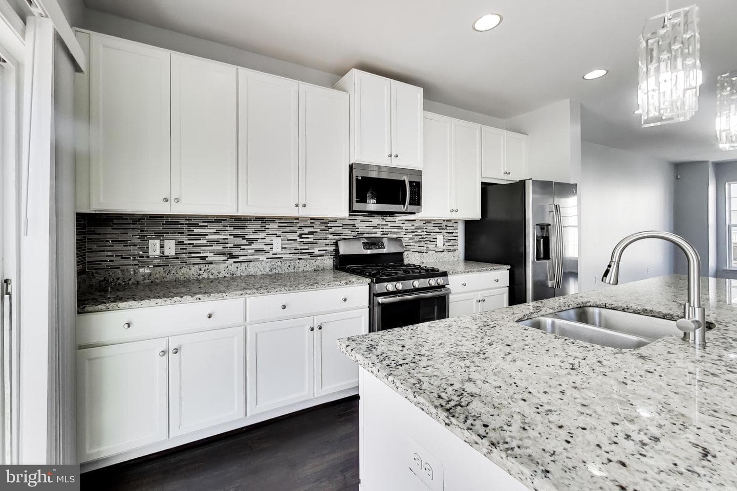 13214 Getty Lane photo 15