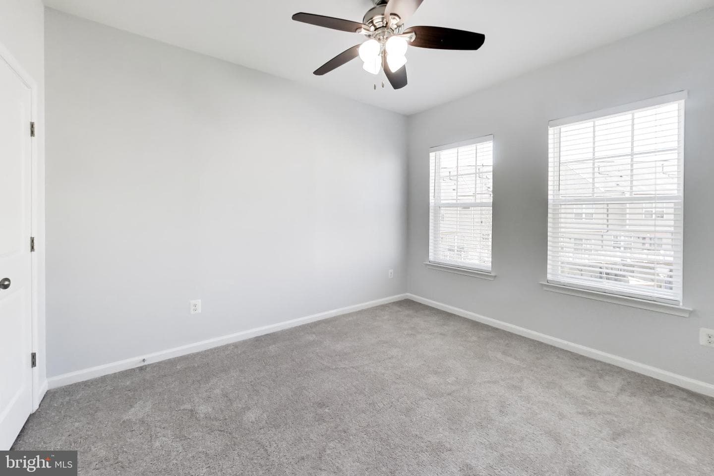 13214 Getty Lane photo 27