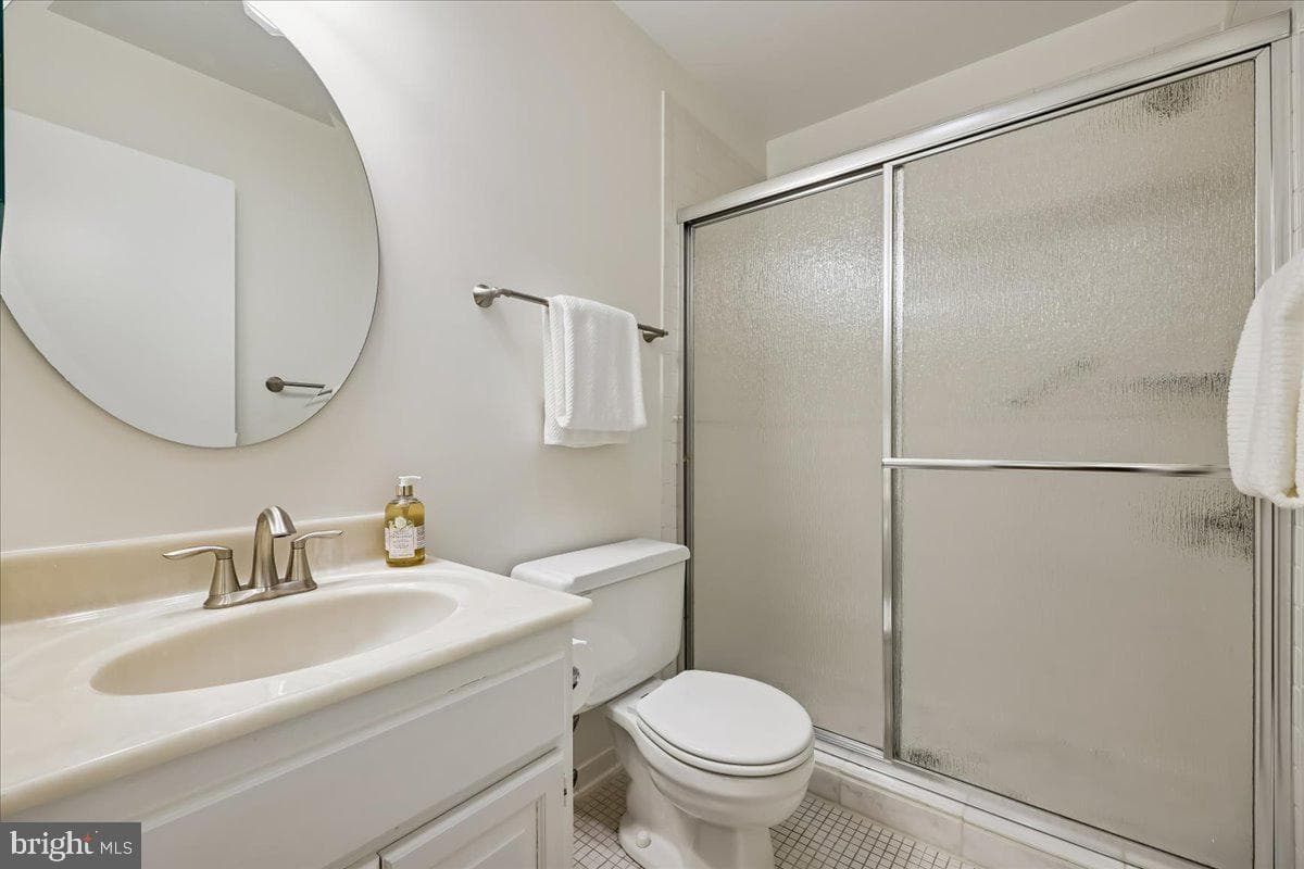 7847 Heatherton Lane photo 22