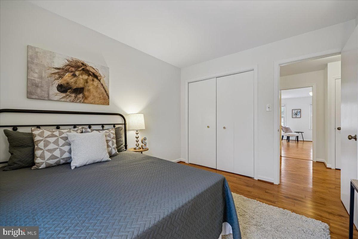 7847 Heatherton Lane photo 25