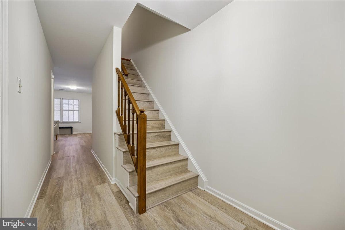 7847 Heatherton Lane photo 27