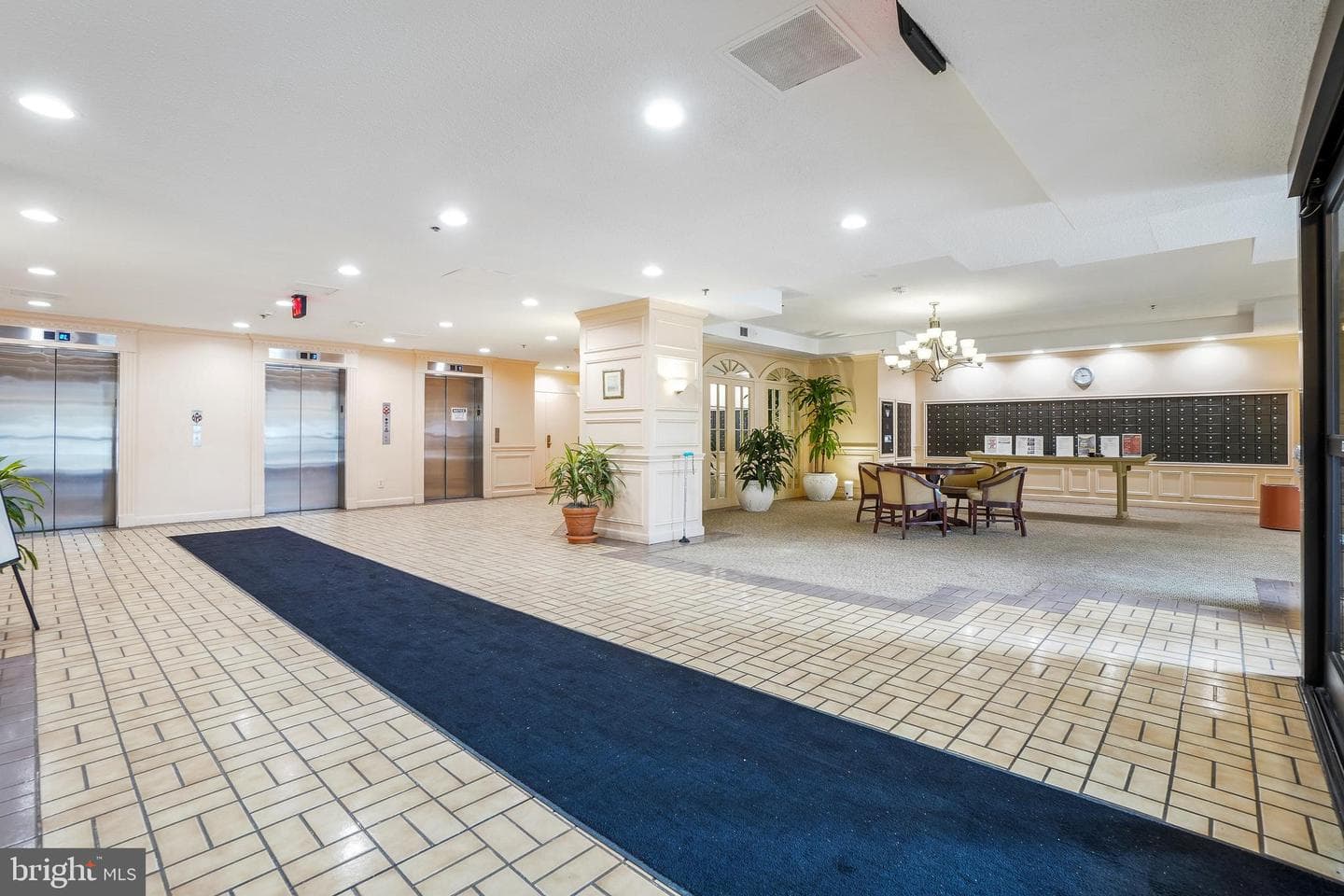 15100 Interlachen Drive #4-407 photo 28