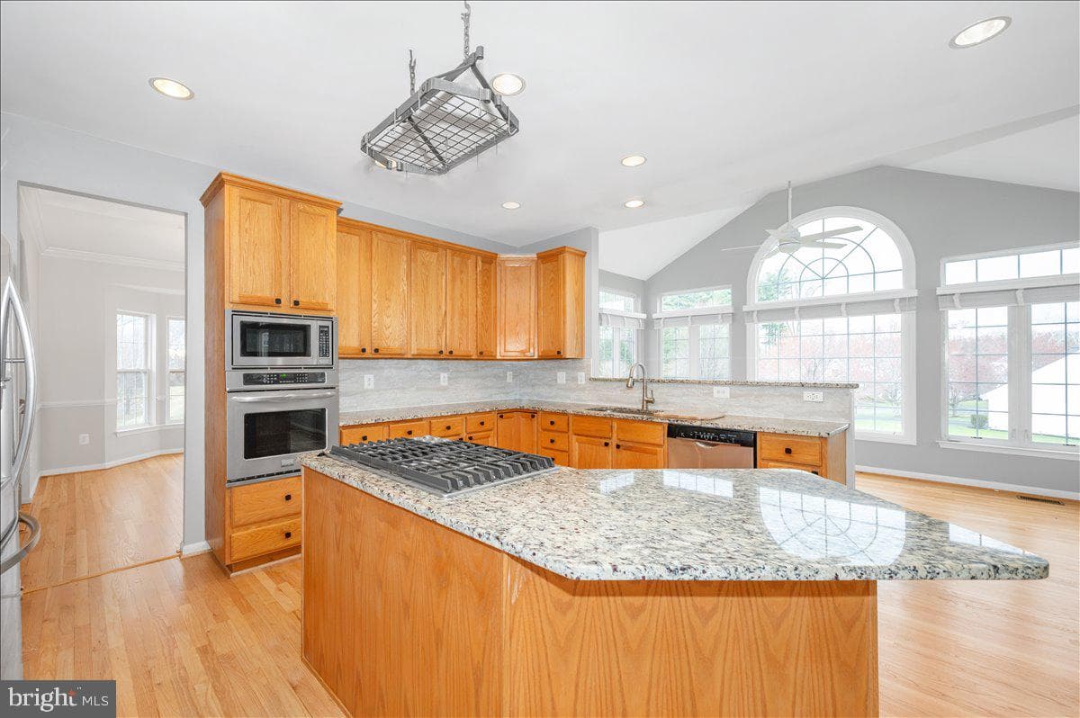 2800 Abbey Manor Circle photo 11