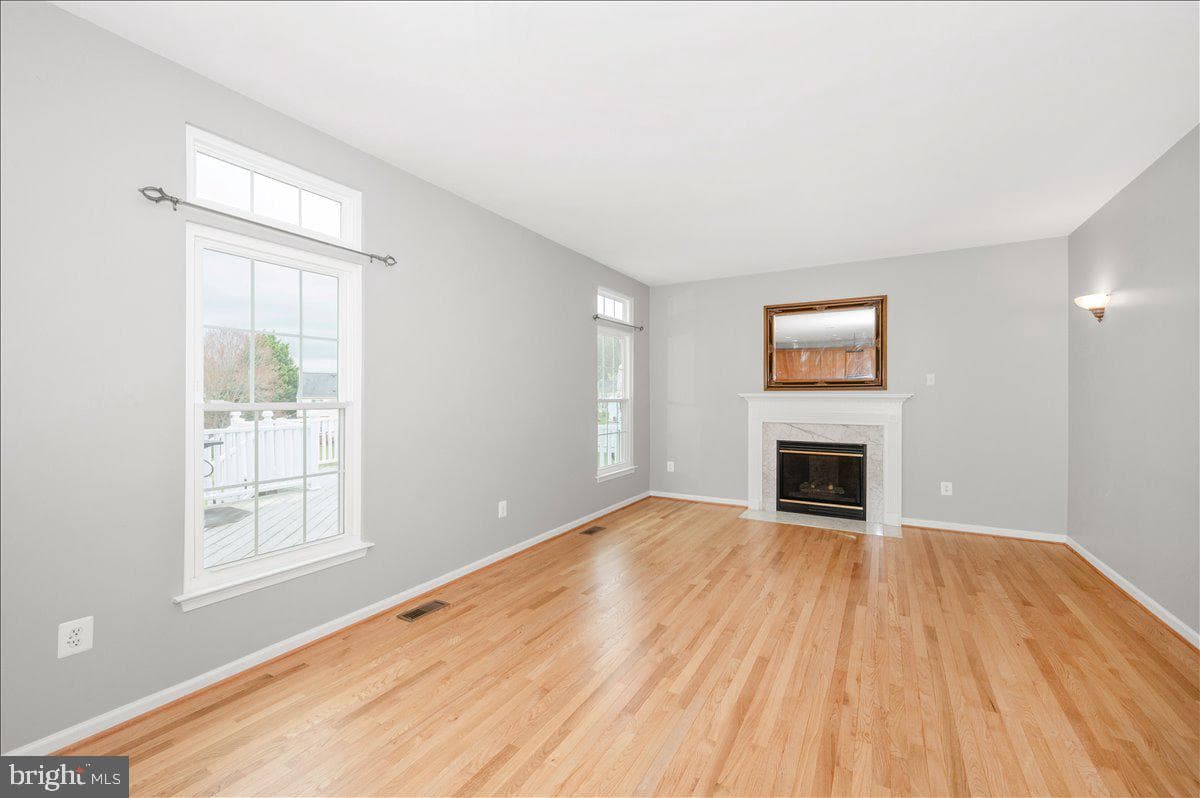 2800 Abbey Manor Circle photo 7
