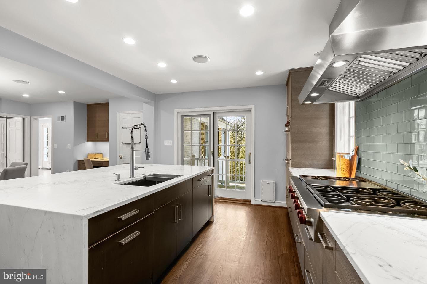 4806 Newport Avenue photo 36