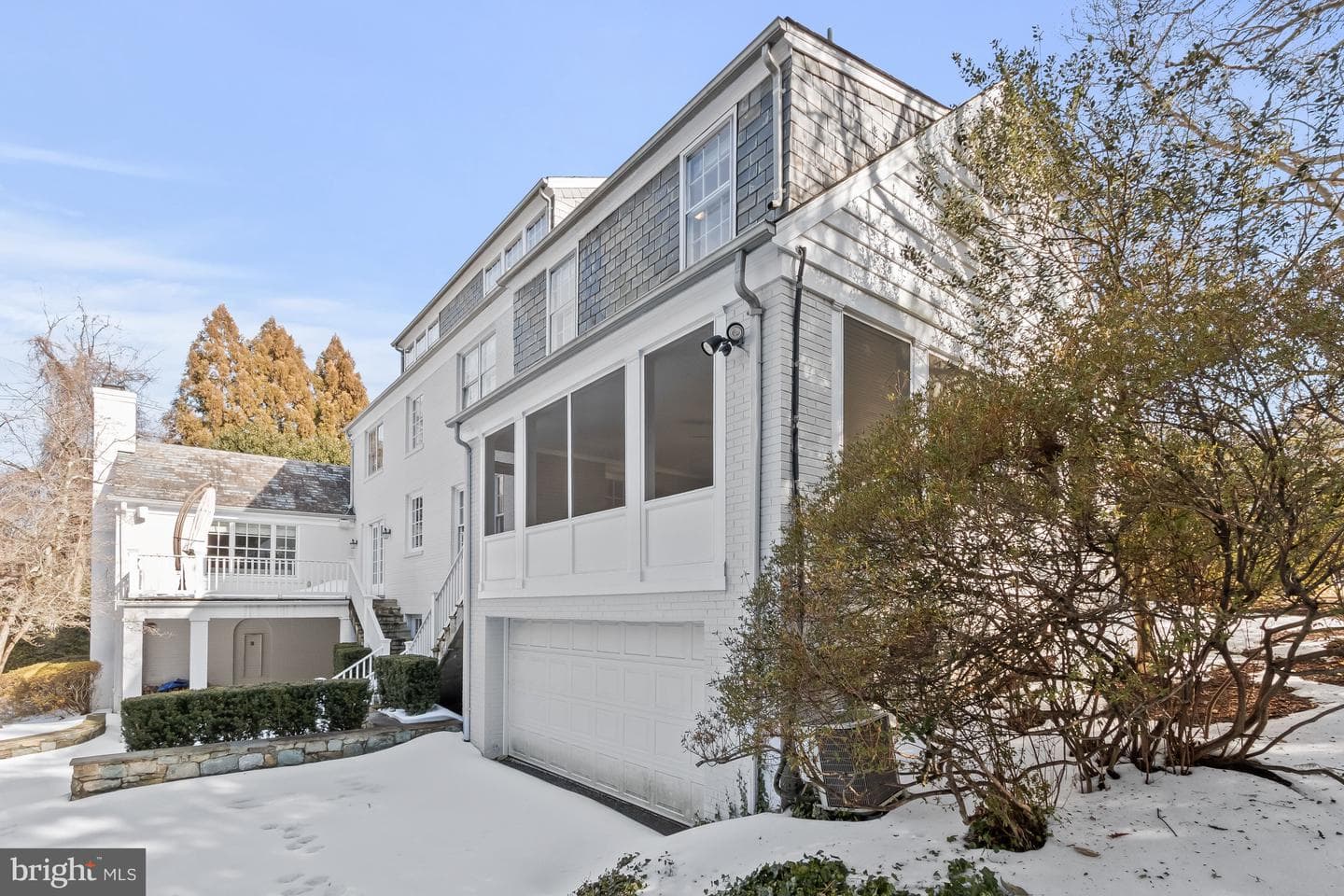 4806 Newport Avenue photo 91