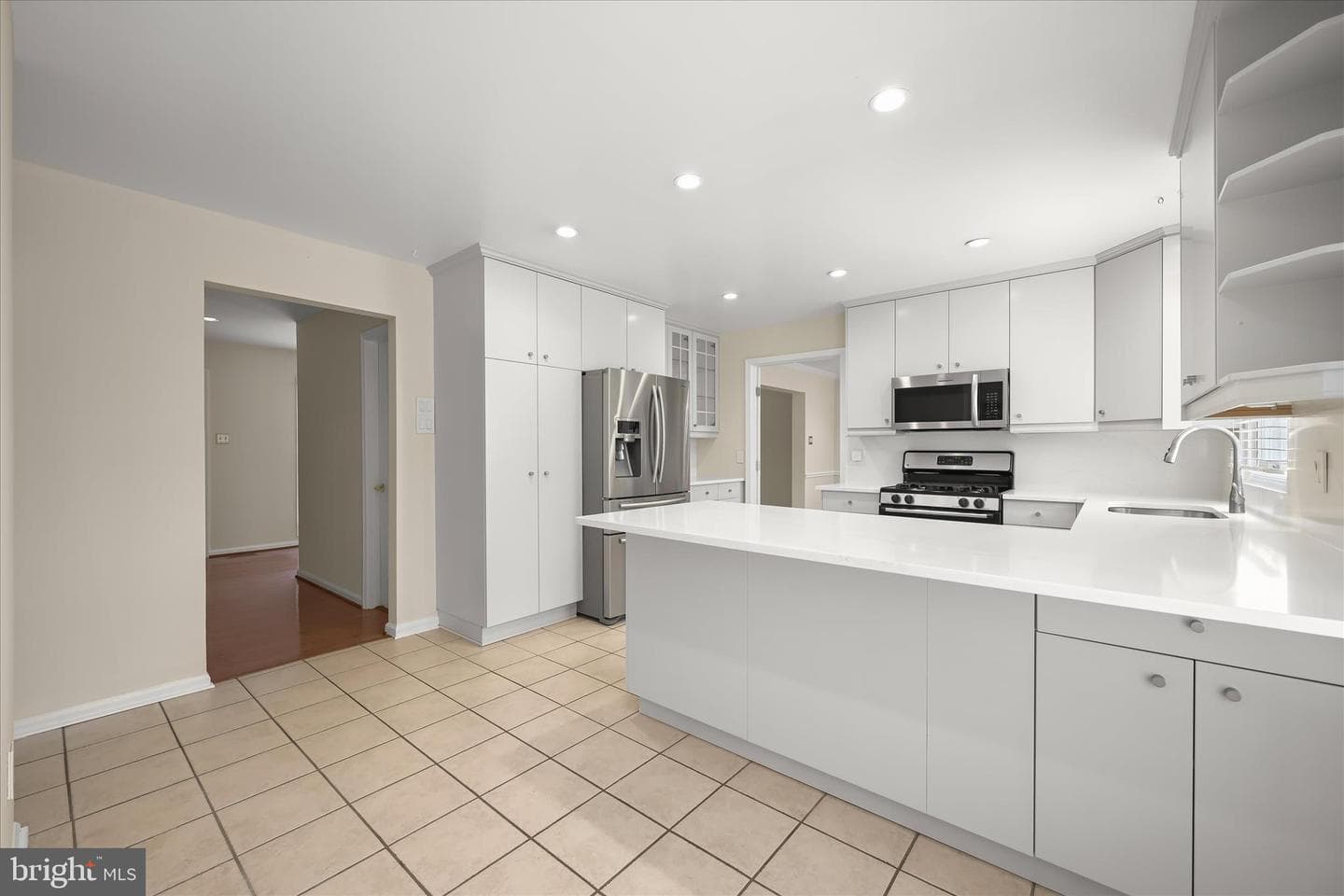 1514 Featherwood Street photo 22