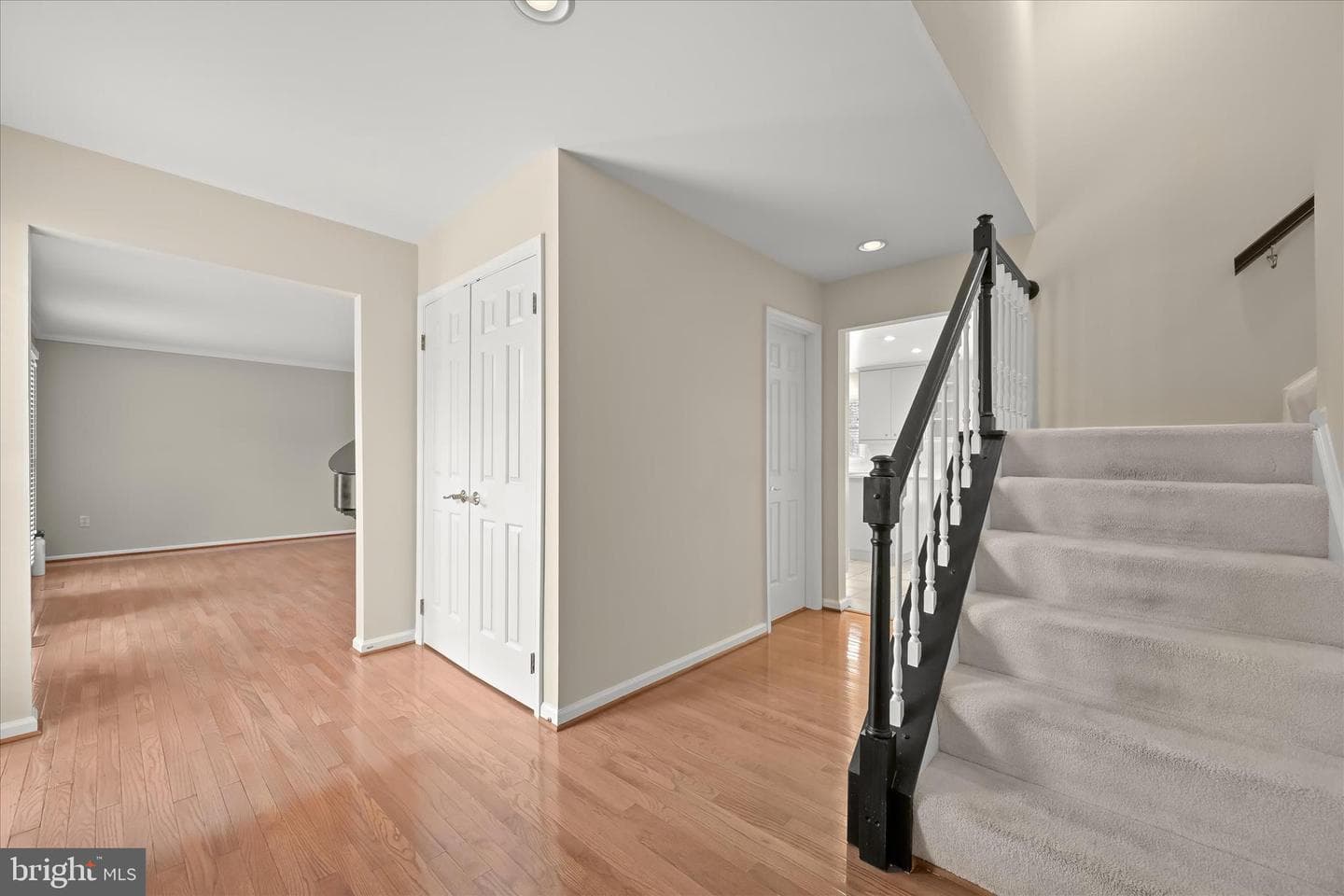 1514 Featherwood Street photo 27
