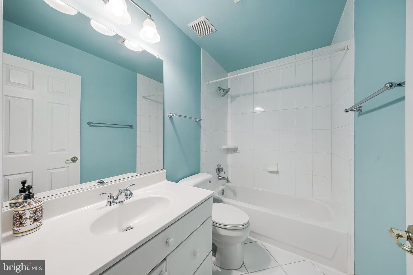 13802 Lambertina Place photo 21