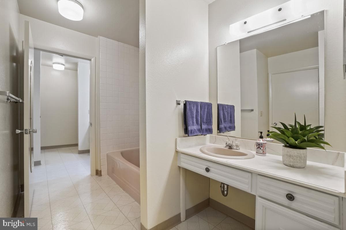 3350 Gleneagles Drive #70-2b photo 7