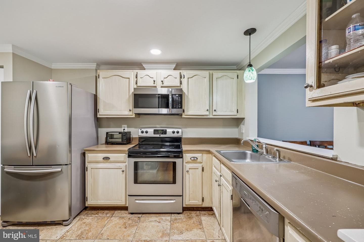 19822 Larentia Drive photo 8