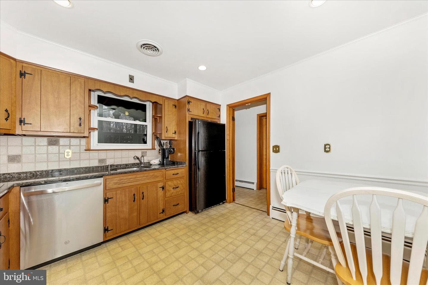9811 Watkins Road photo 11