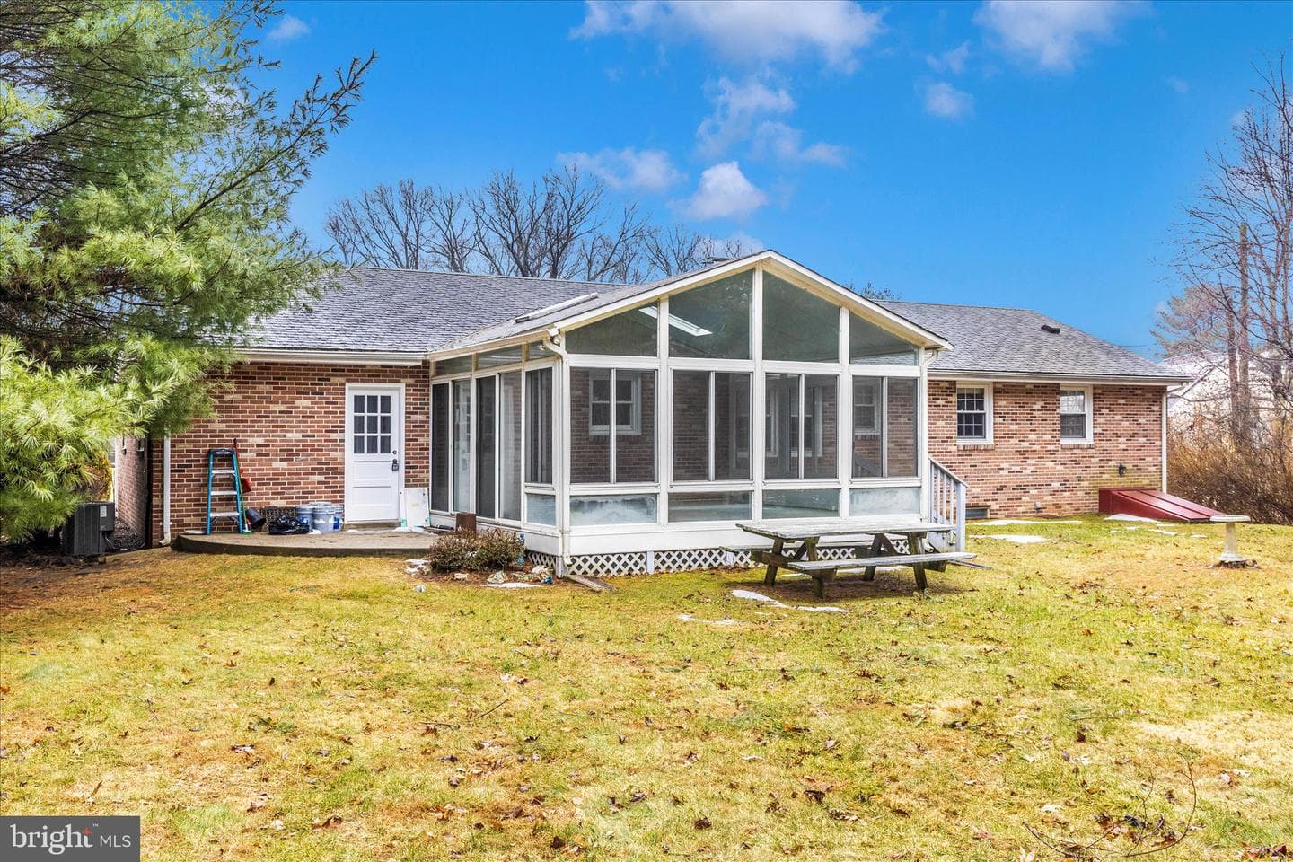 9811 Watkins Road photo 41