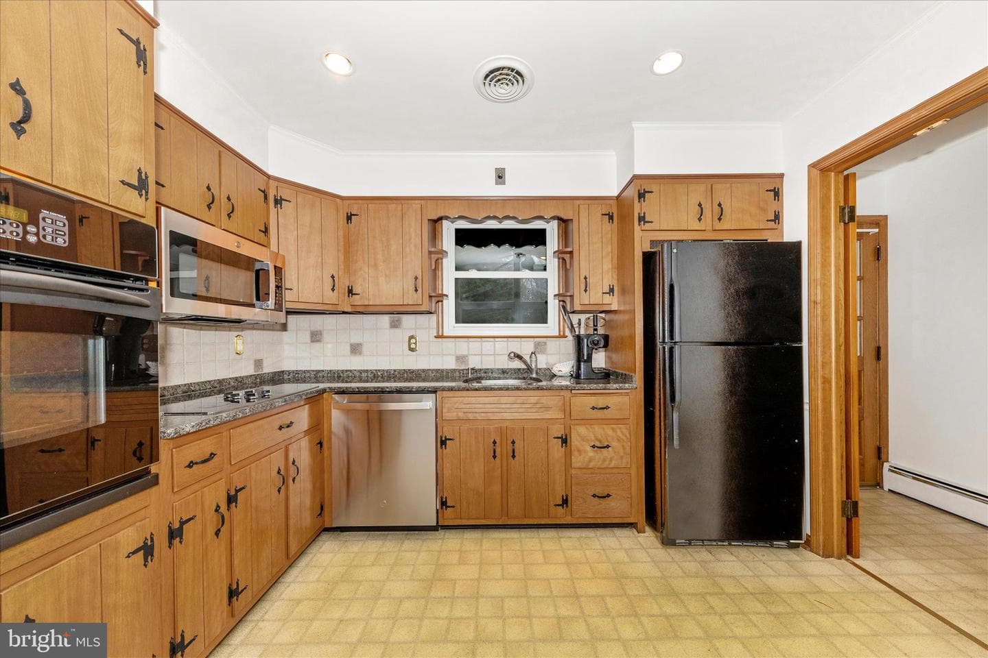 9811 Watkins Road photo 9