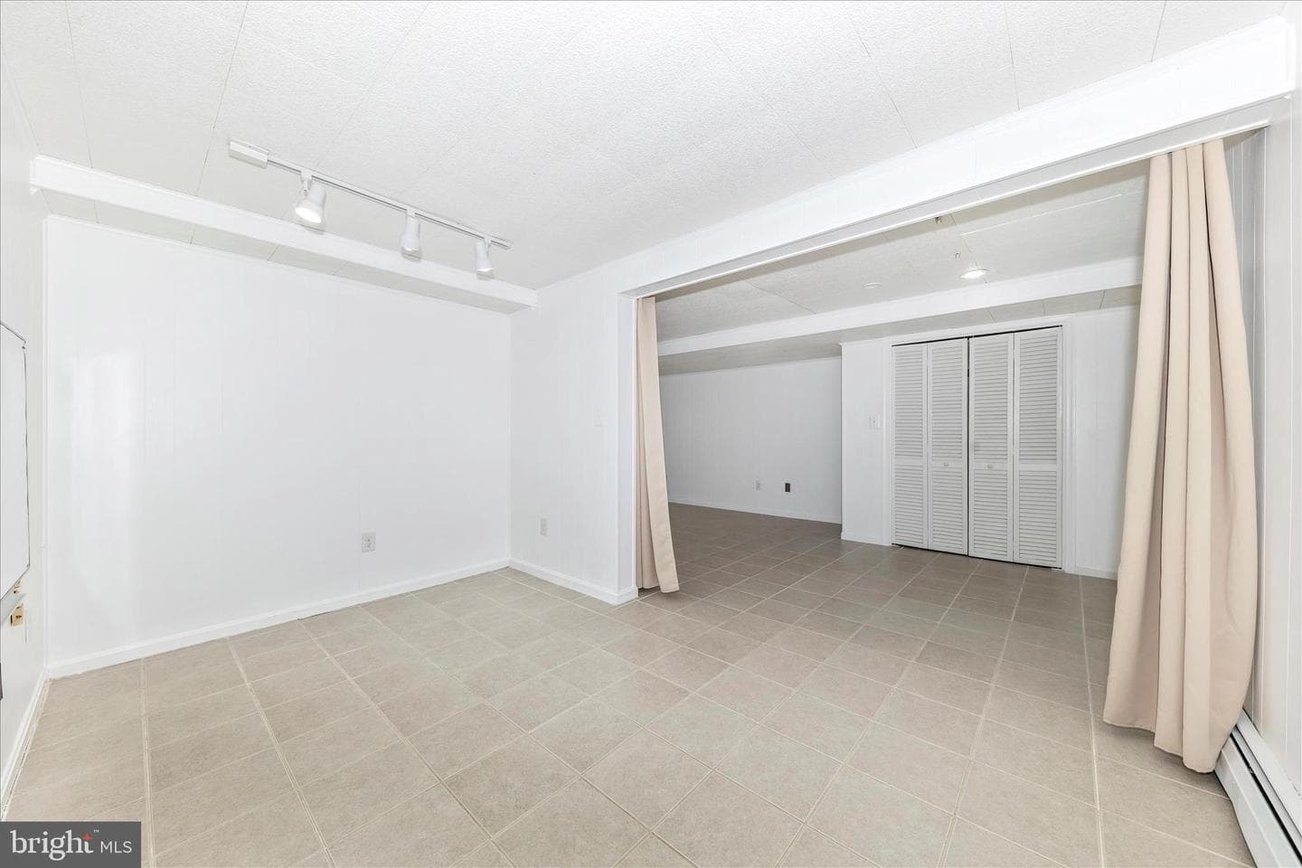 9504 Veirs Drive photo 36