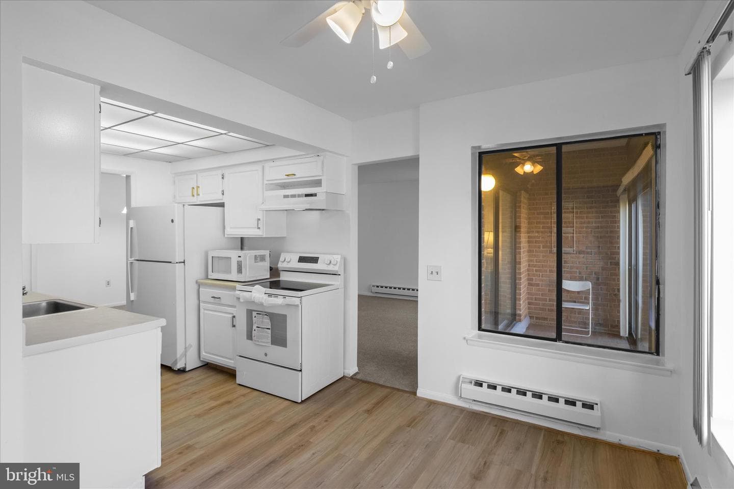 15300 Pine Orchard Drive #85-2h photo 9