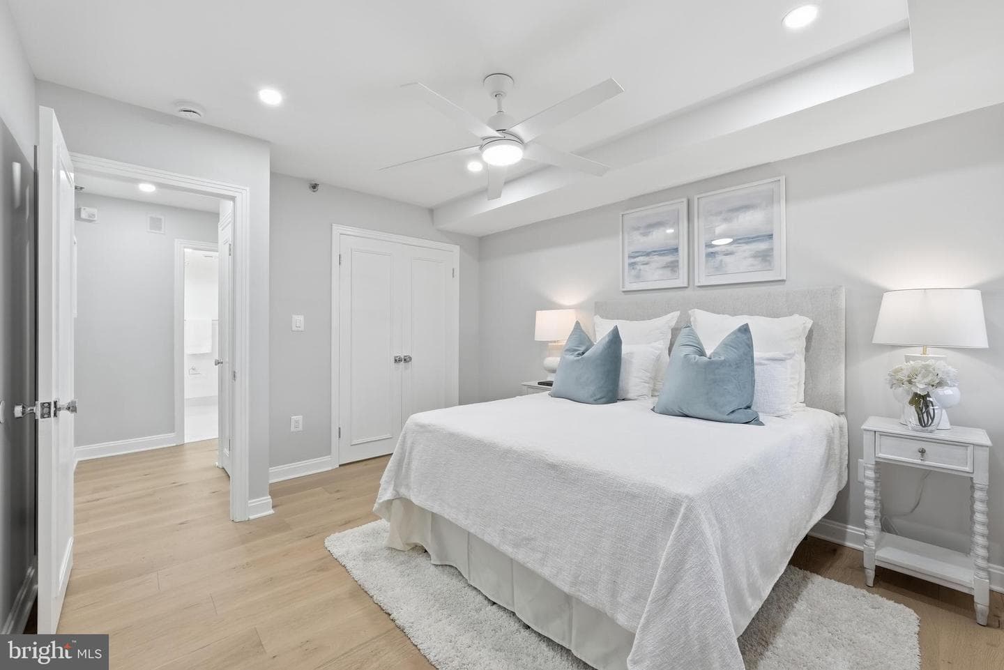 4550 N Park Avenue #807 photo 22