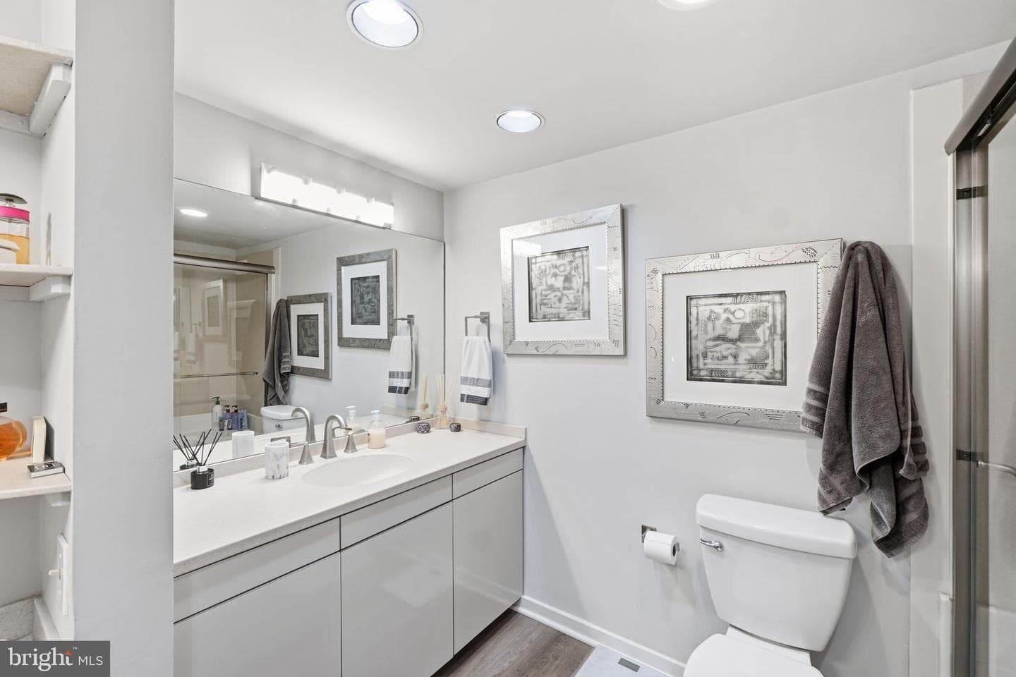 5225 Pooks Hill Road #1401n photo 18