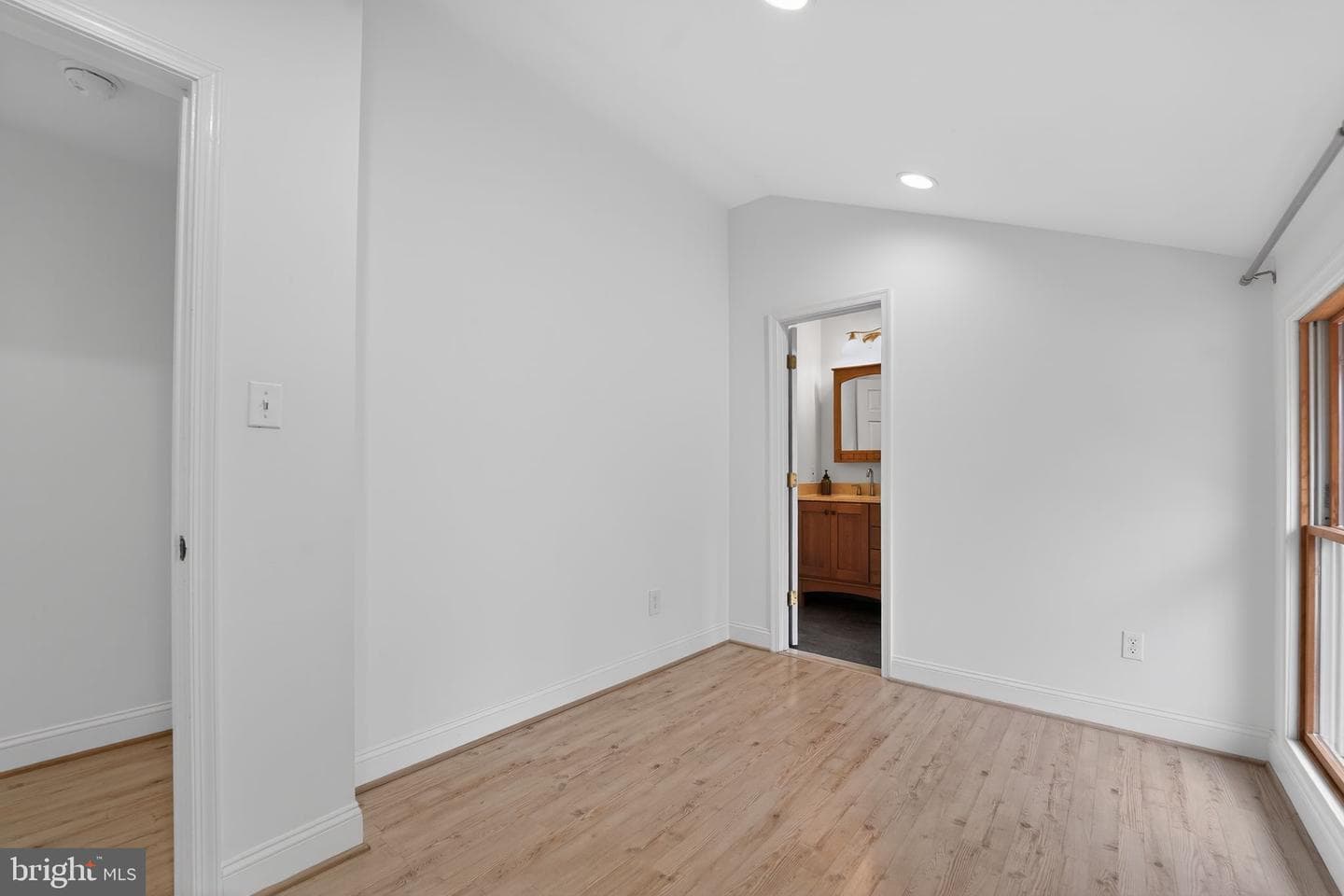 3511 Decatur Avenue photo 18