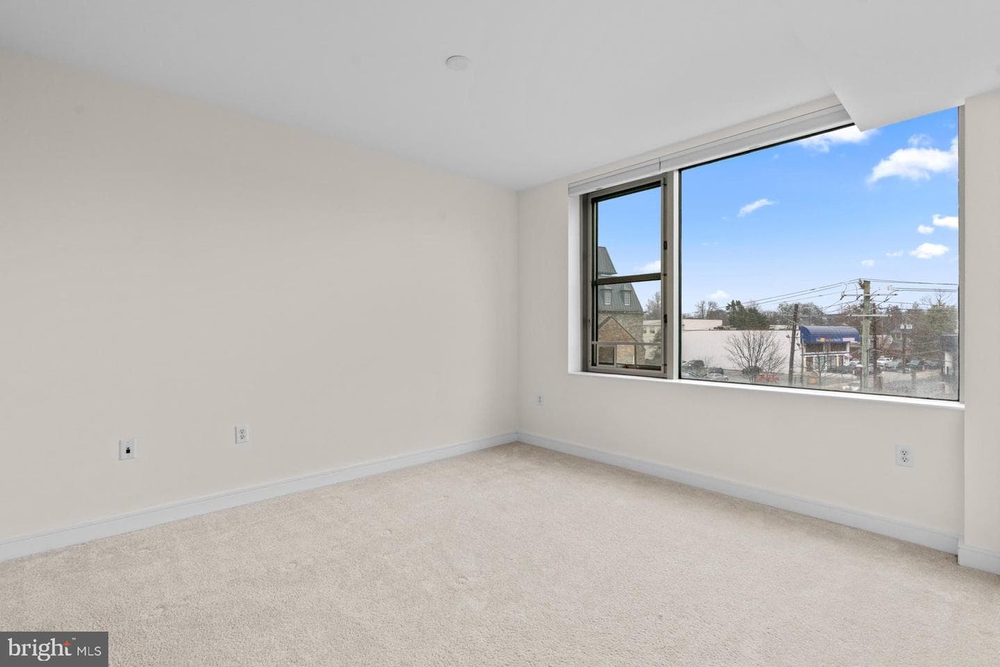 6820 Wisconsin Avenue #4003 photo 9