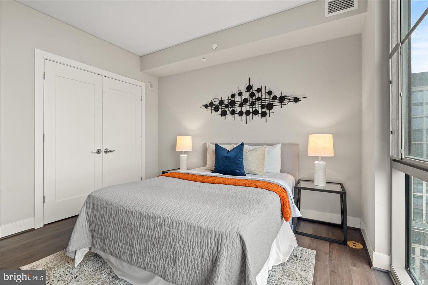 930 Rose Avenue #1704 photo 18