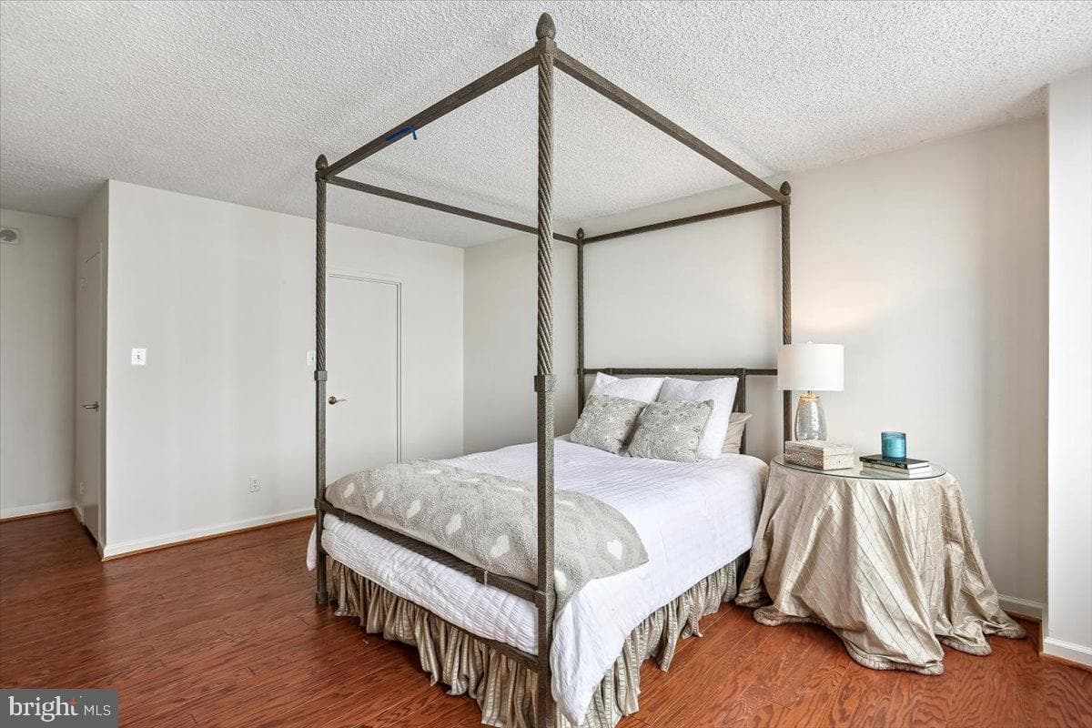 5225 Pooks Hill Road #629s photo 17