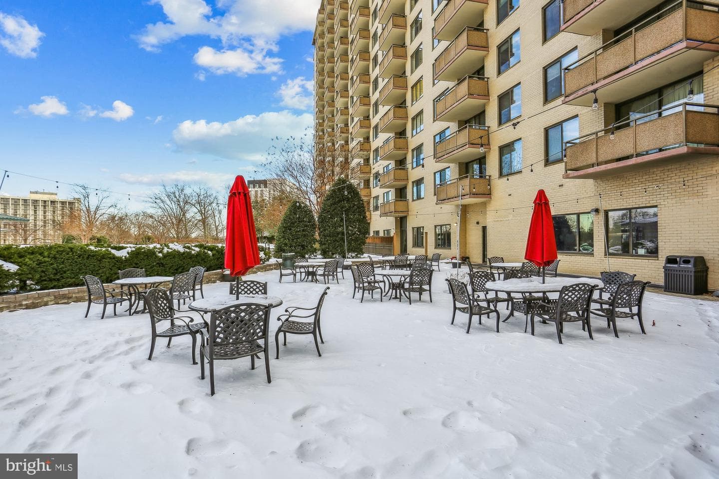 5225 Pooks Hill Road #629s photo 48