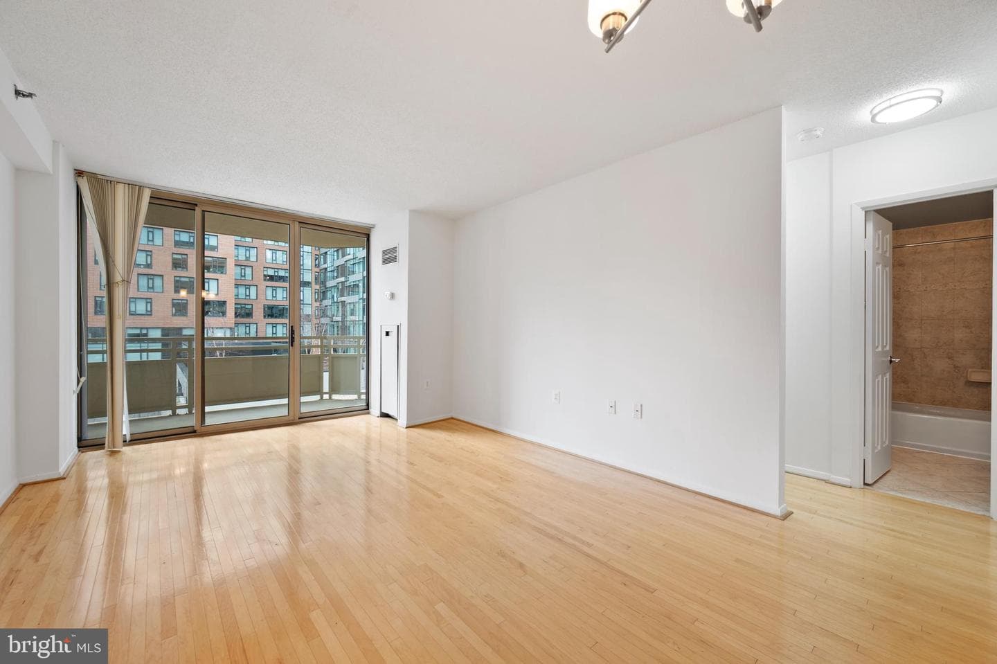 4801 Fairmont Avenue #412 photo 9