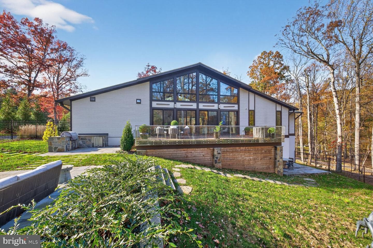 11013 Riverwood Drive photo 4