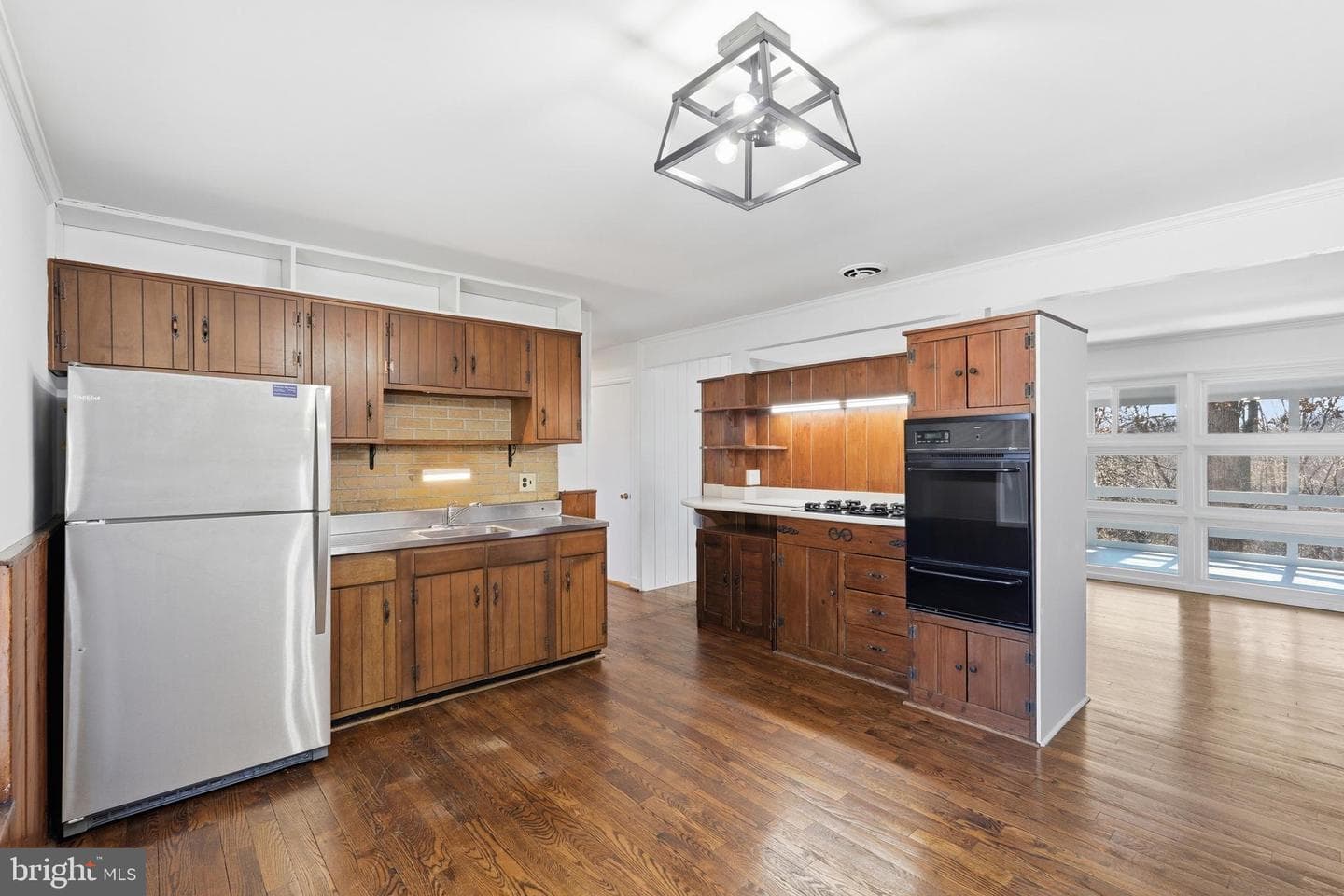 835 Bowie Road photo 7