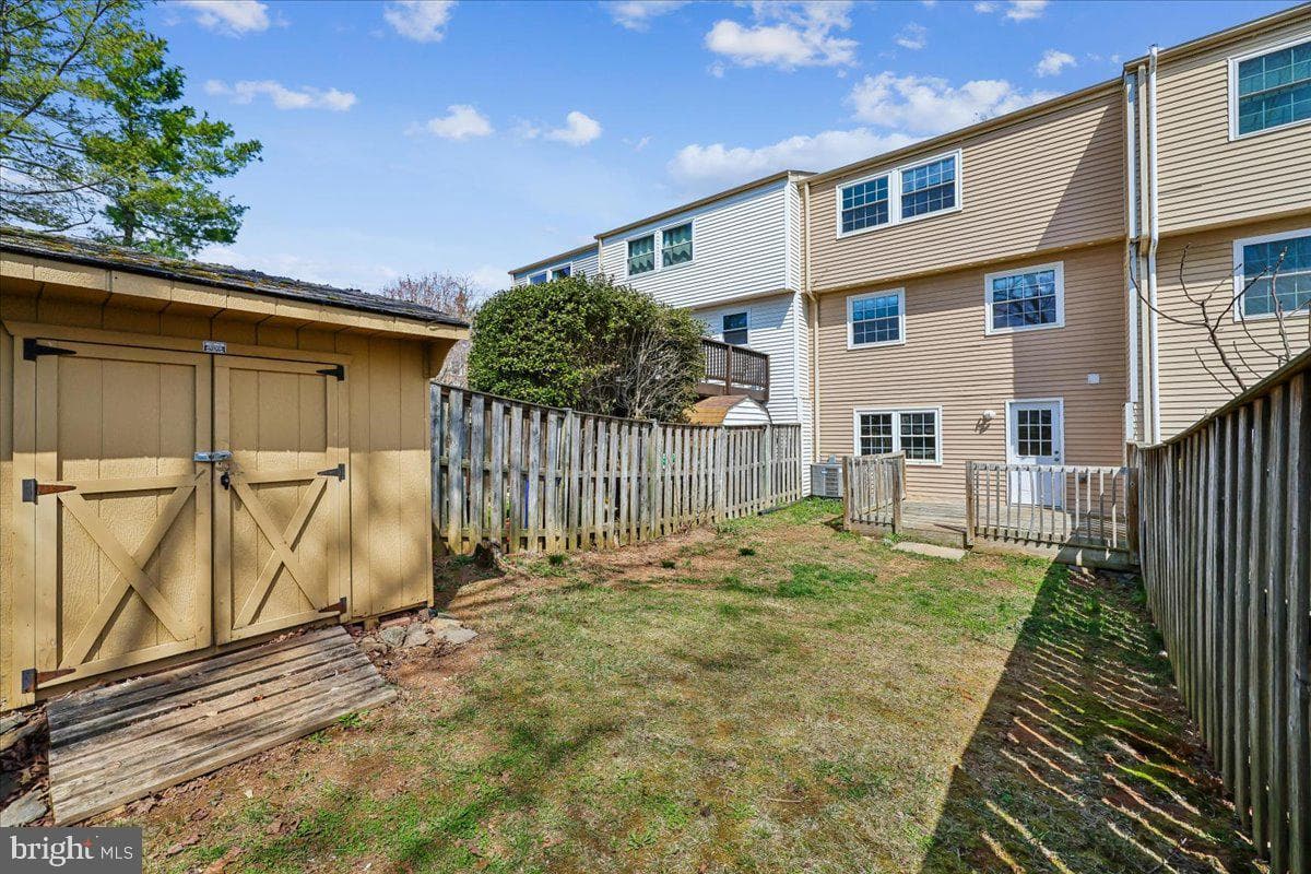 25615 Coltrane Drive photo 32