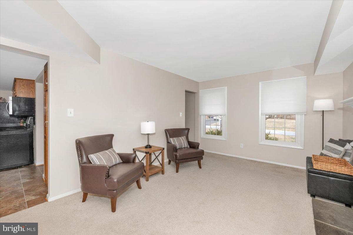 17116 Chiswell Road photo 25