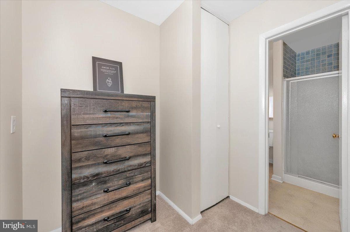 17116 Chiswell Road photo 40