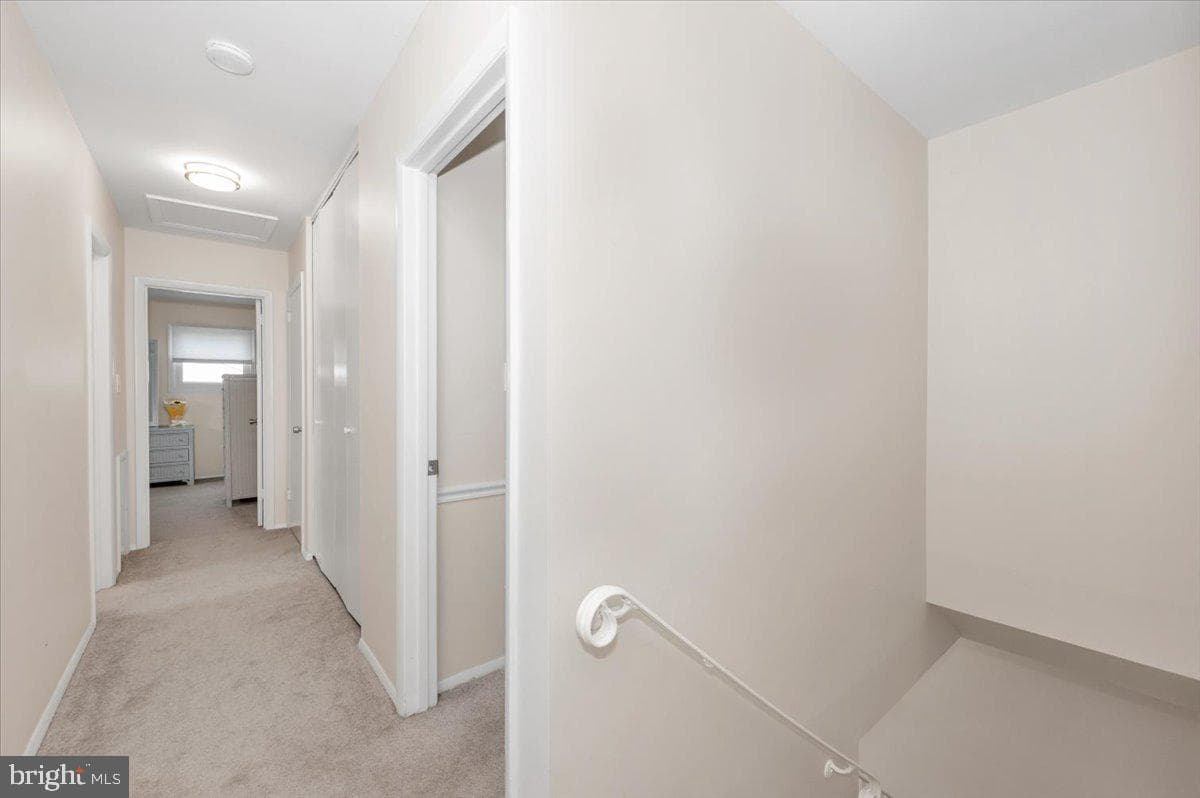 17116 Chiswell Road photo 43