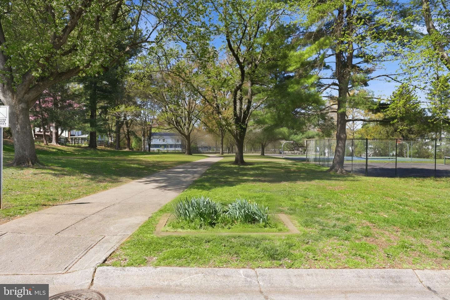 12721 Lincolnshire Drive photo 37