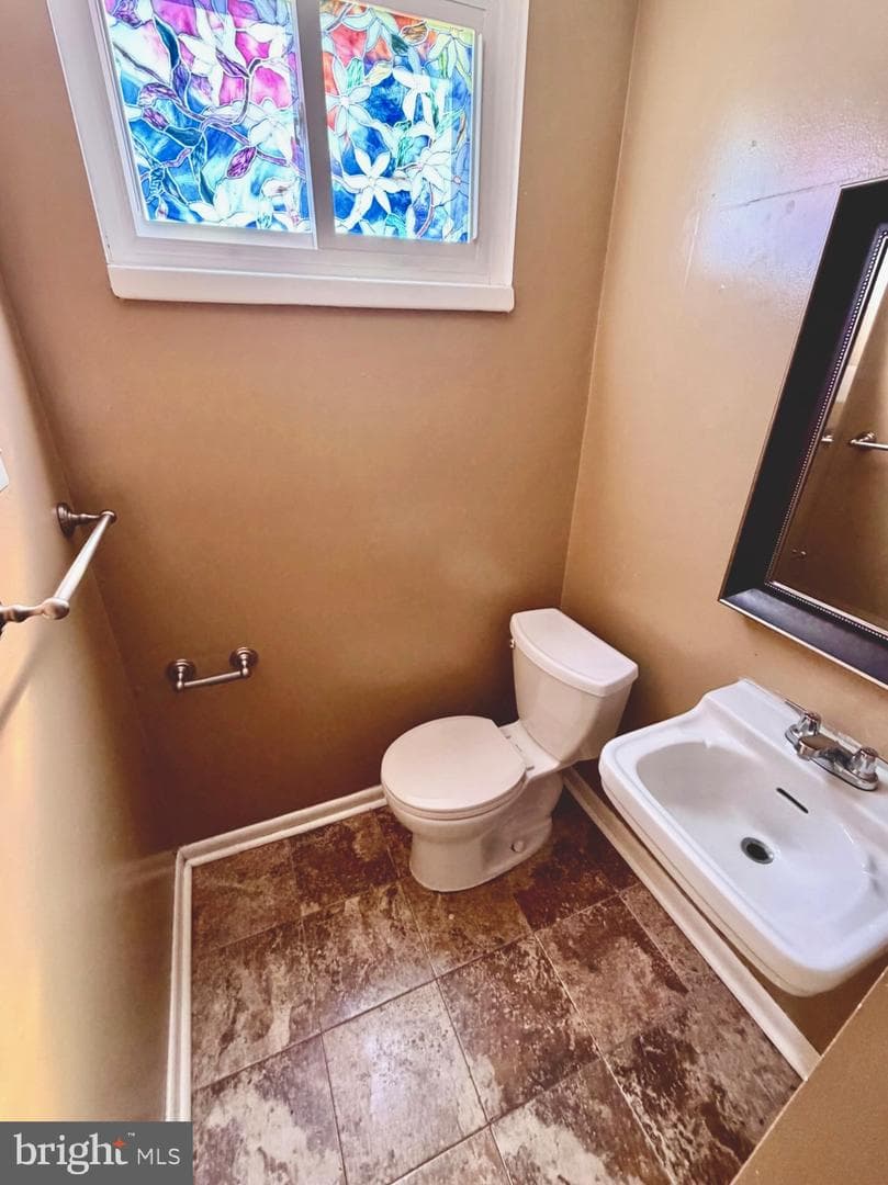 905 Playford Lane photo 30