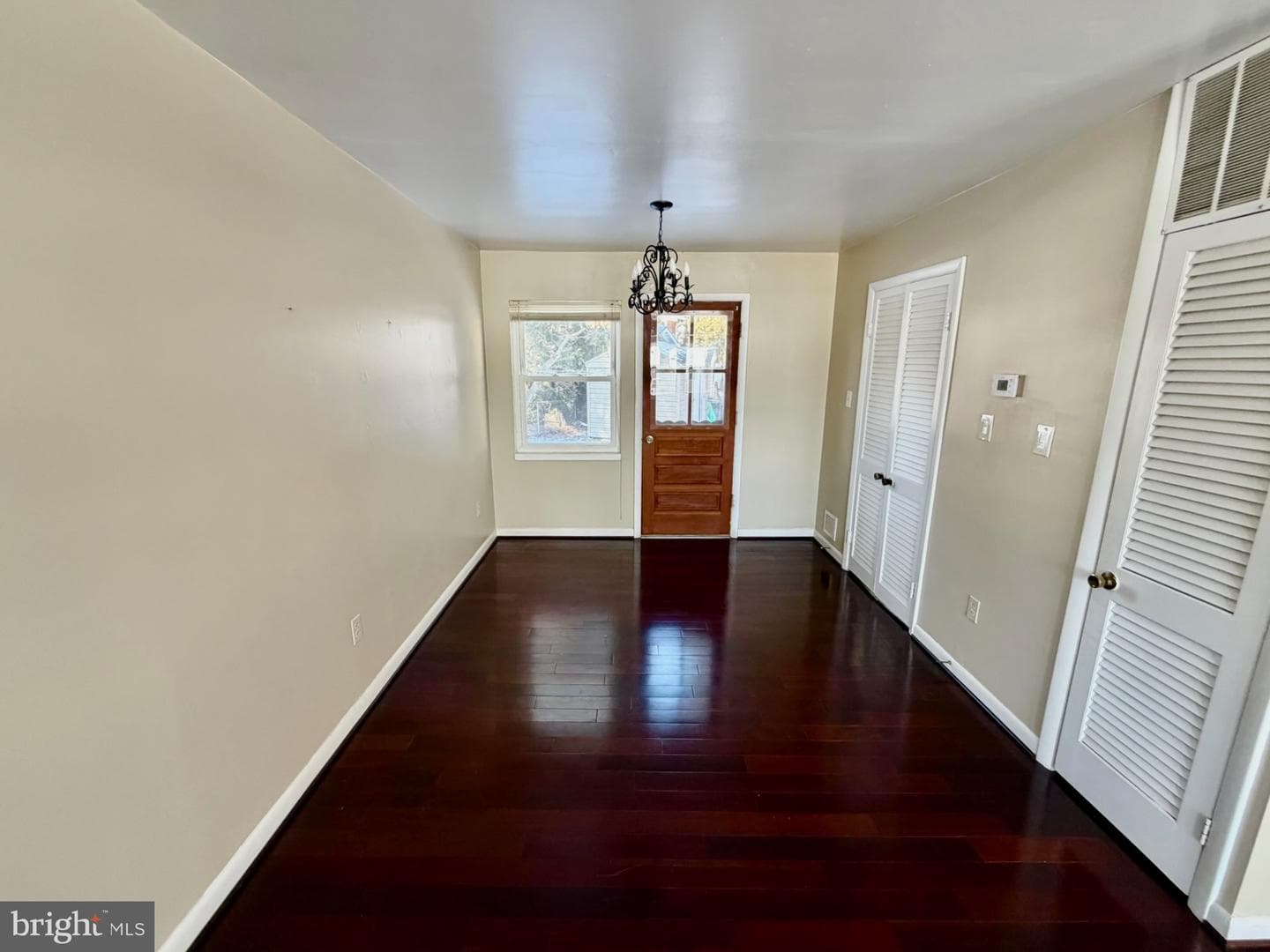 905 Playford Lane photo 7
