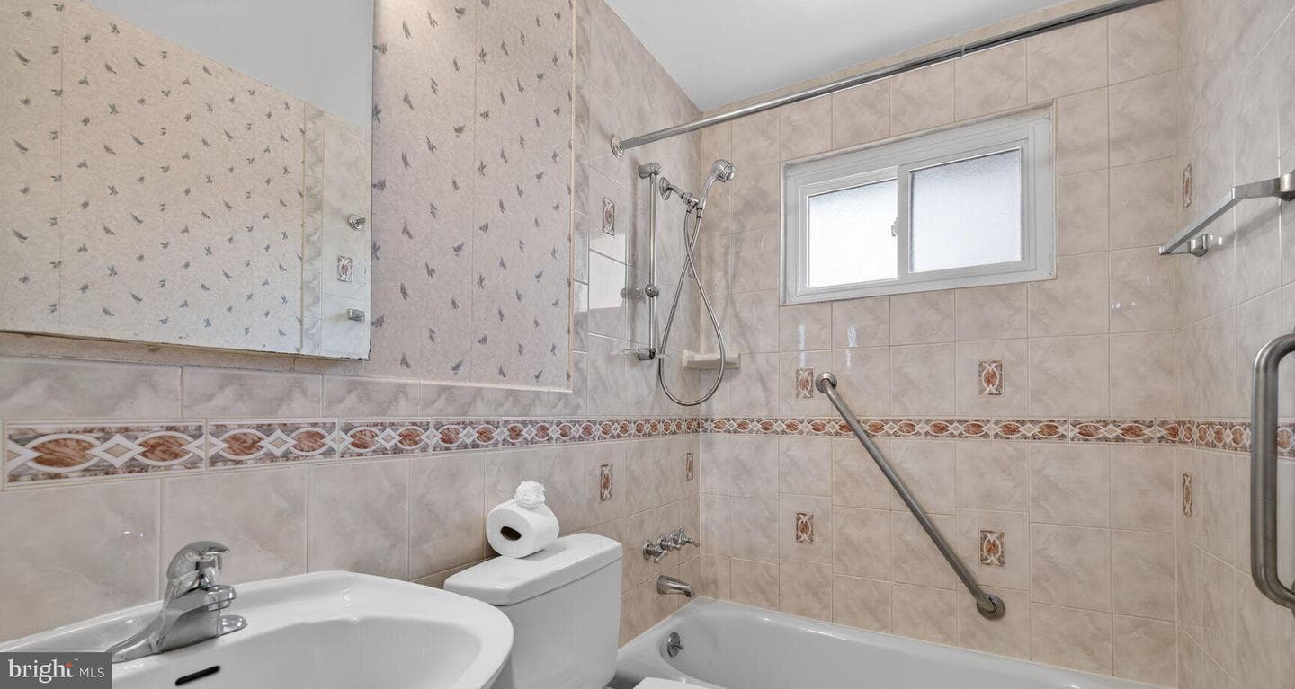 12910 Eloise Avenue photo 5
