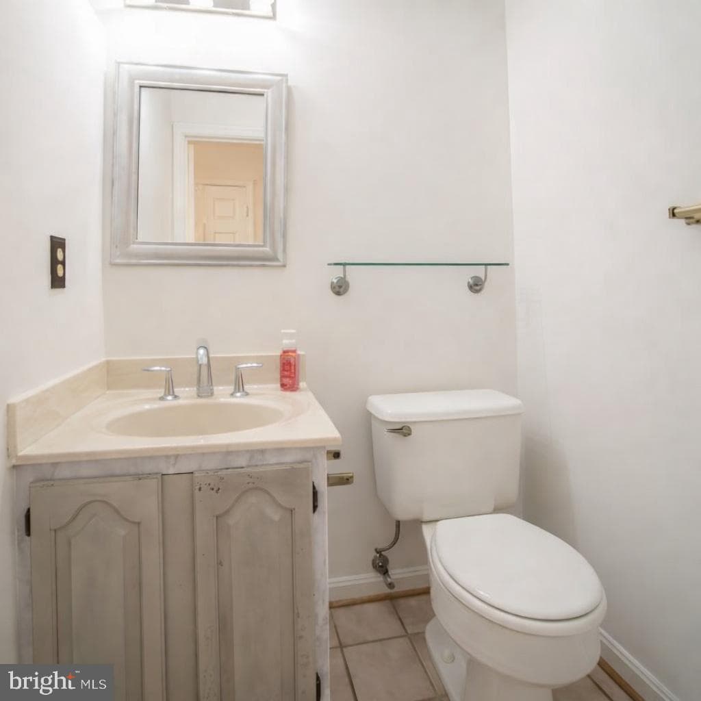 4073 Norbeck Square Drive photo 10