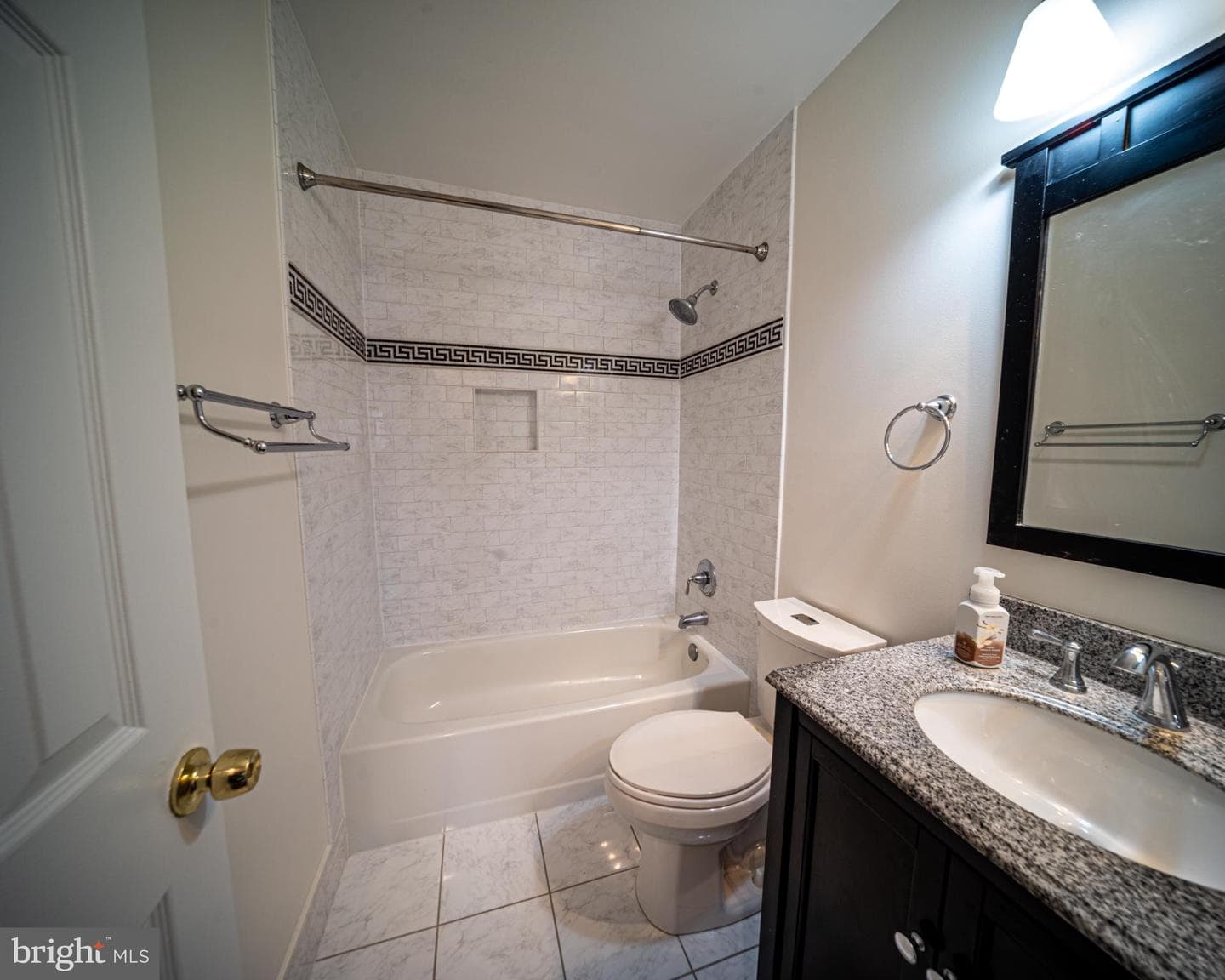 4073 Norbeck Square Drive photo 25