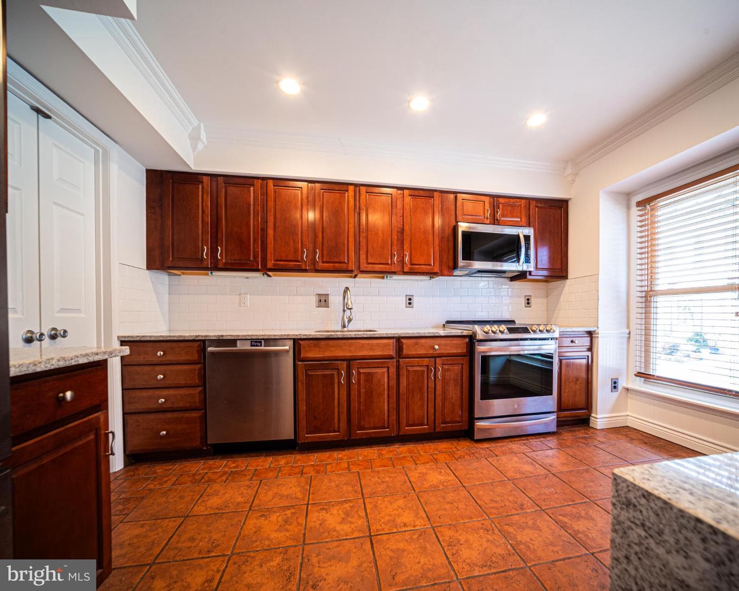 4073 Norbeck Square Drive photo 3